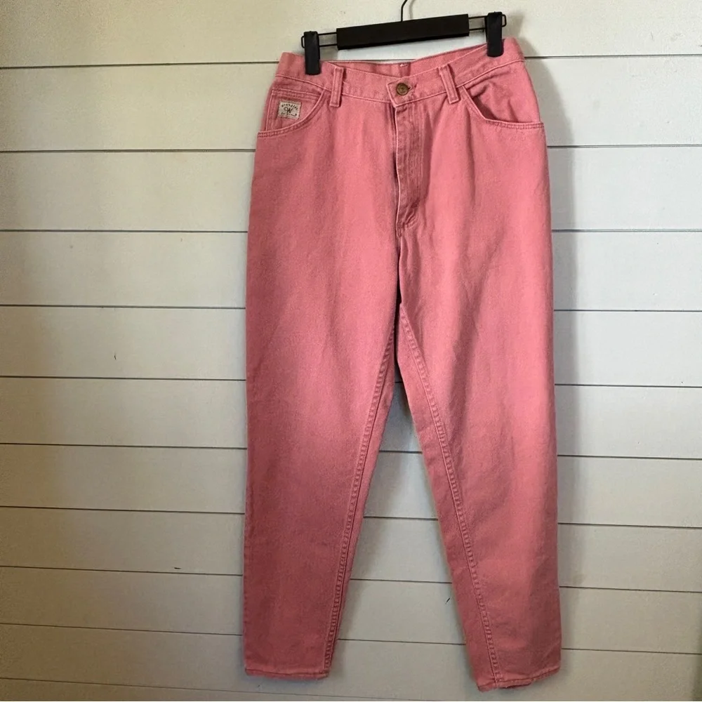 Wrangler pink jeans ‎ flat lay 13.5 inches waist